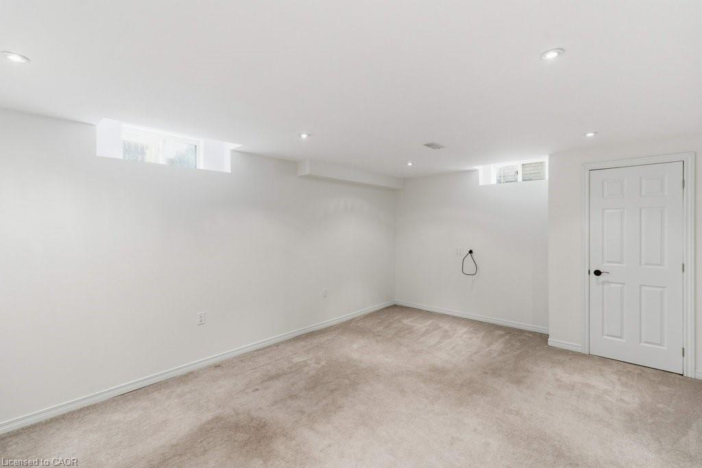 113 Thornlodge Drive Property Photo 32