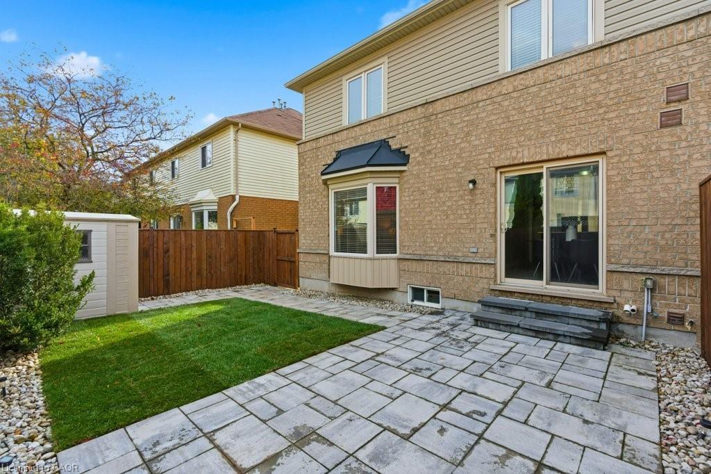 113 Thornlodge Drive Property Photo 35