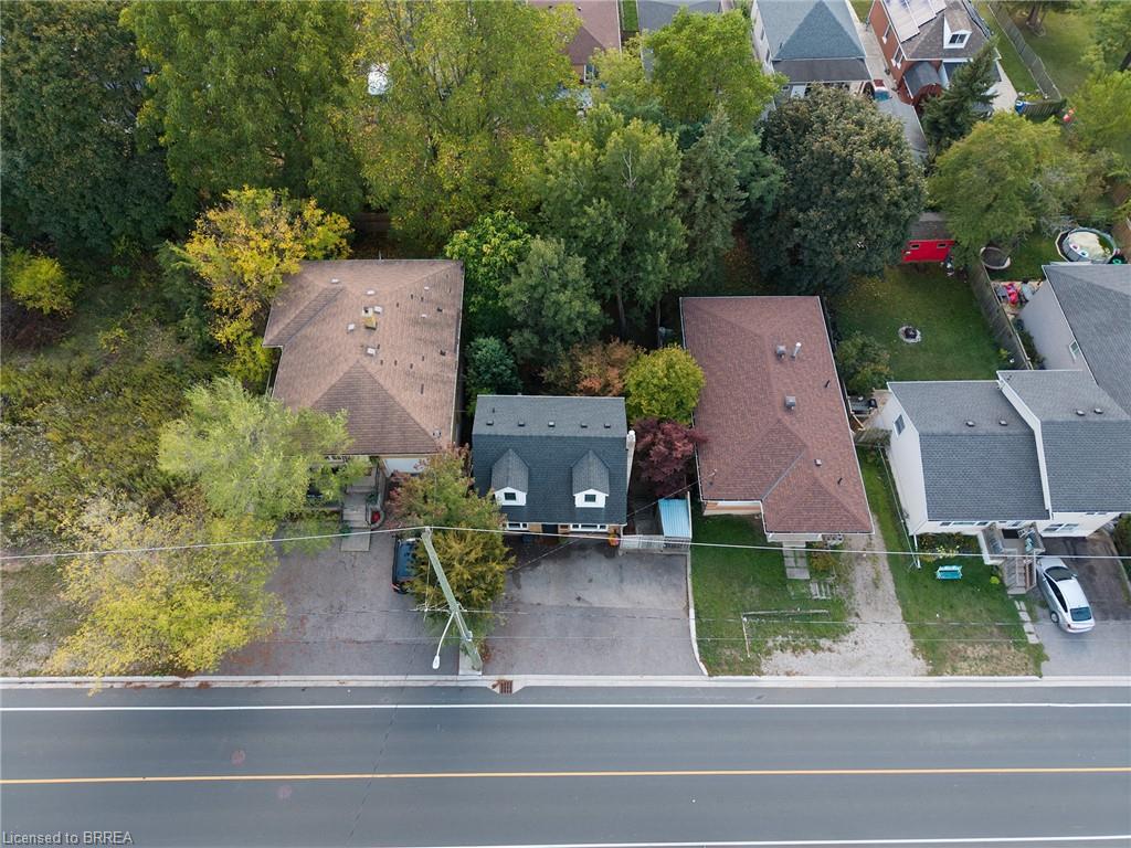 24 Avenue Road Property Photo 29