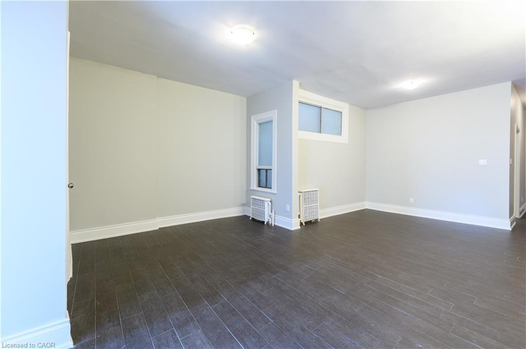 477 King Street E Property Photo 6