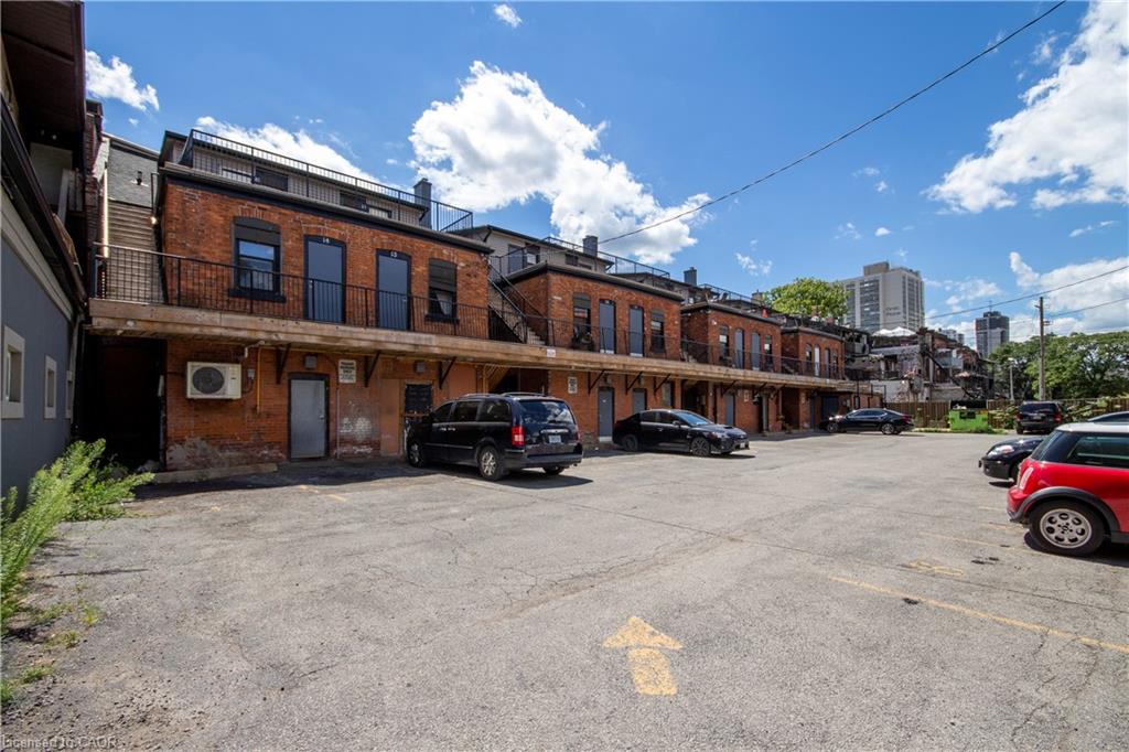 477 King Street E Property Photo 13