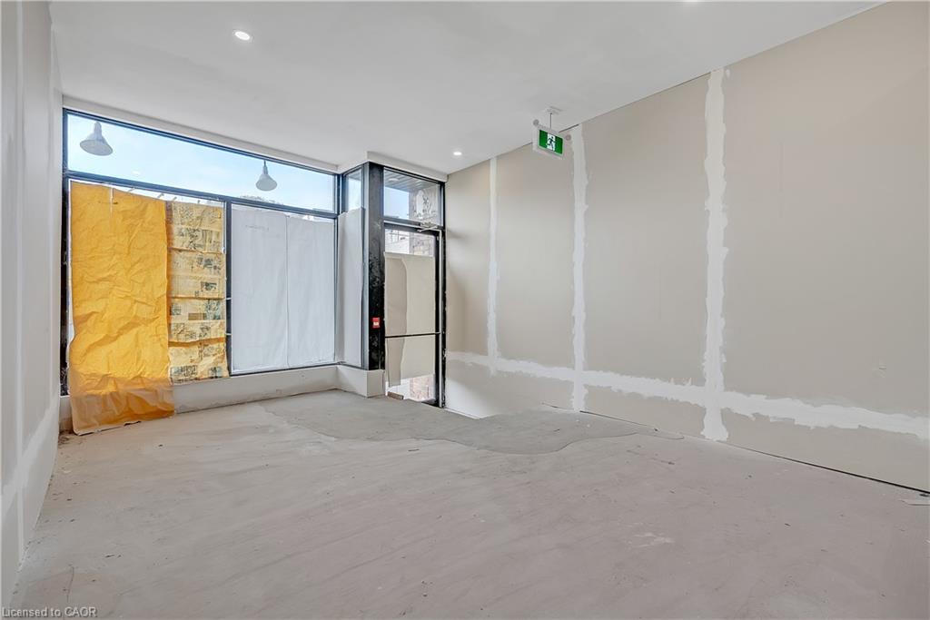 477 King Street E Property Photo 14