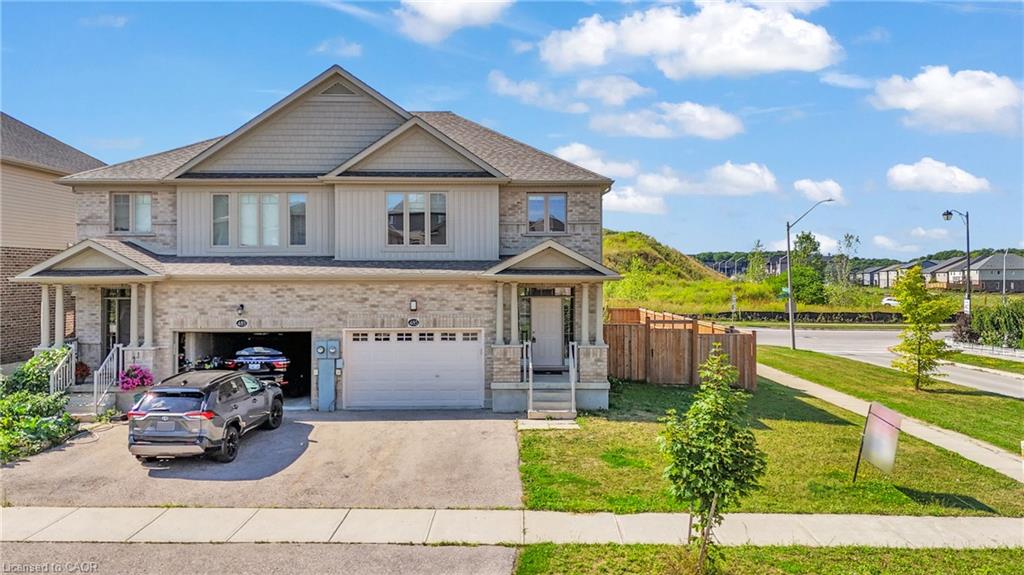 485 Avens Street Property Photo 1