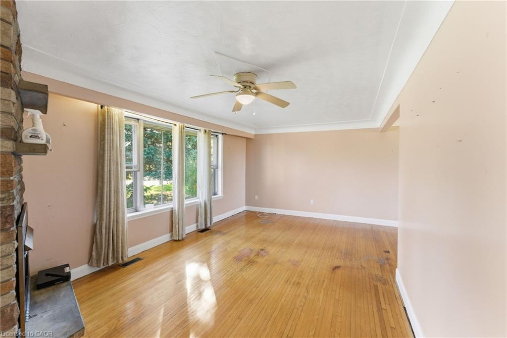 2088 Upper James Street Property Photo 5