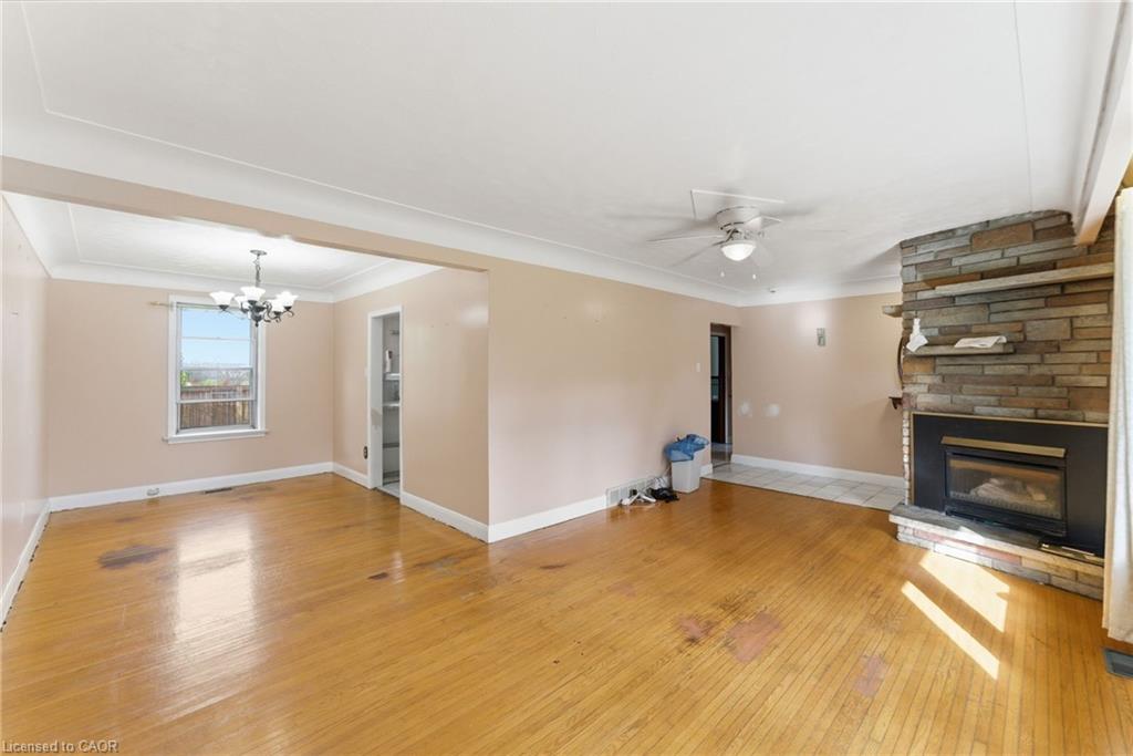 2088 Upper James Street Property Photo 8