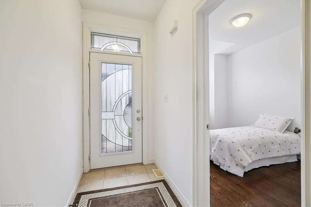 10 Cornflower Crescent Property Photo 4