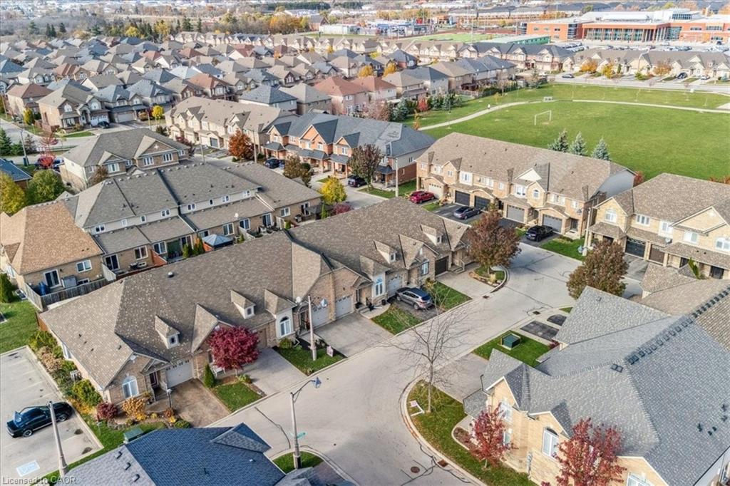 10 Cornflower Crescent Property Photo 38