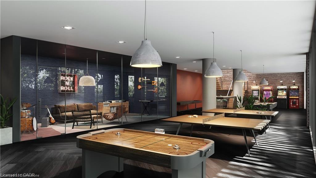 611-5 Wellington Street S Property Photo 7