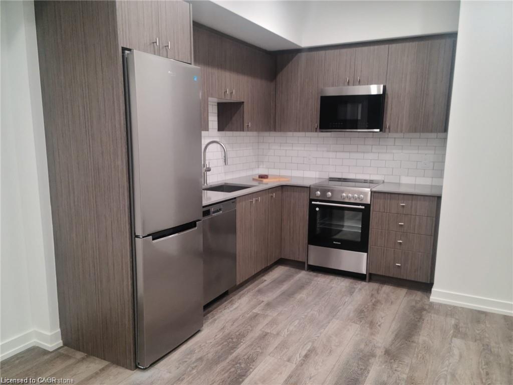 611-5 Wellington Street S Property Photo 20