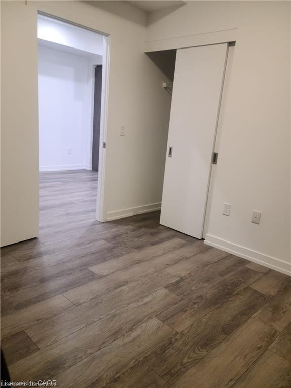 611-5 Wellington Street S Property Photo 29