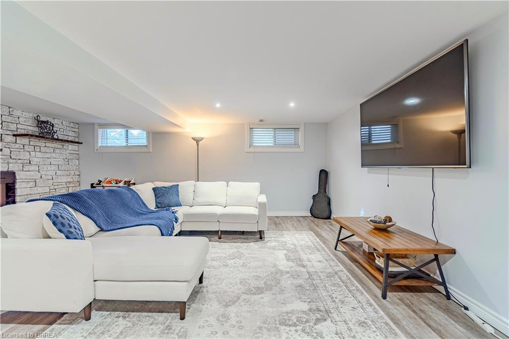 17 Kanata Crescent Property Photo 8