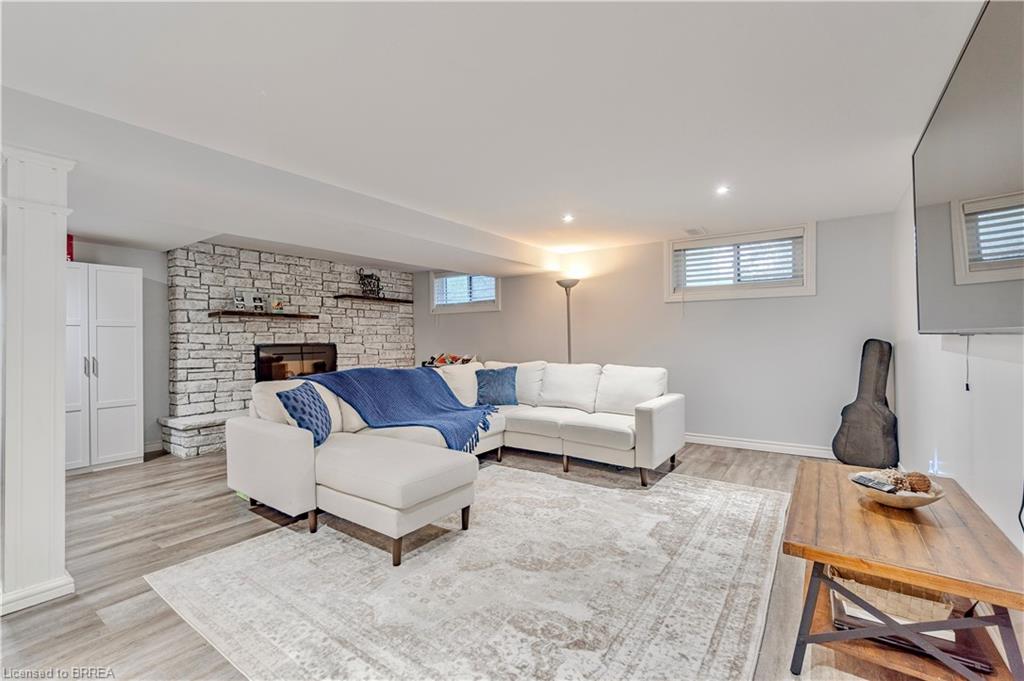 17 Kanata Crescent Property Photo 9