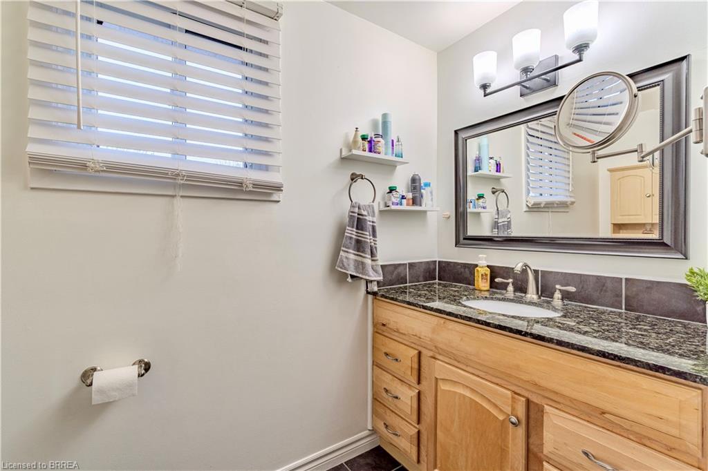 17 Kanata Crescent Property Photo 13