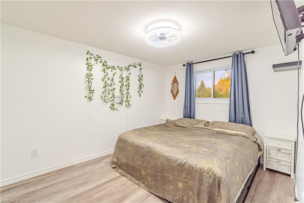 17 Kanata Crescent Property Photo 14