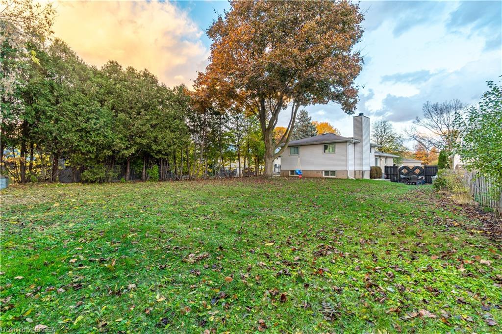 17 Kanata Crescent Property Photo 23