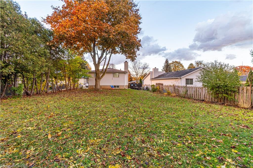 17 Kanata Crescent Property Photo 25