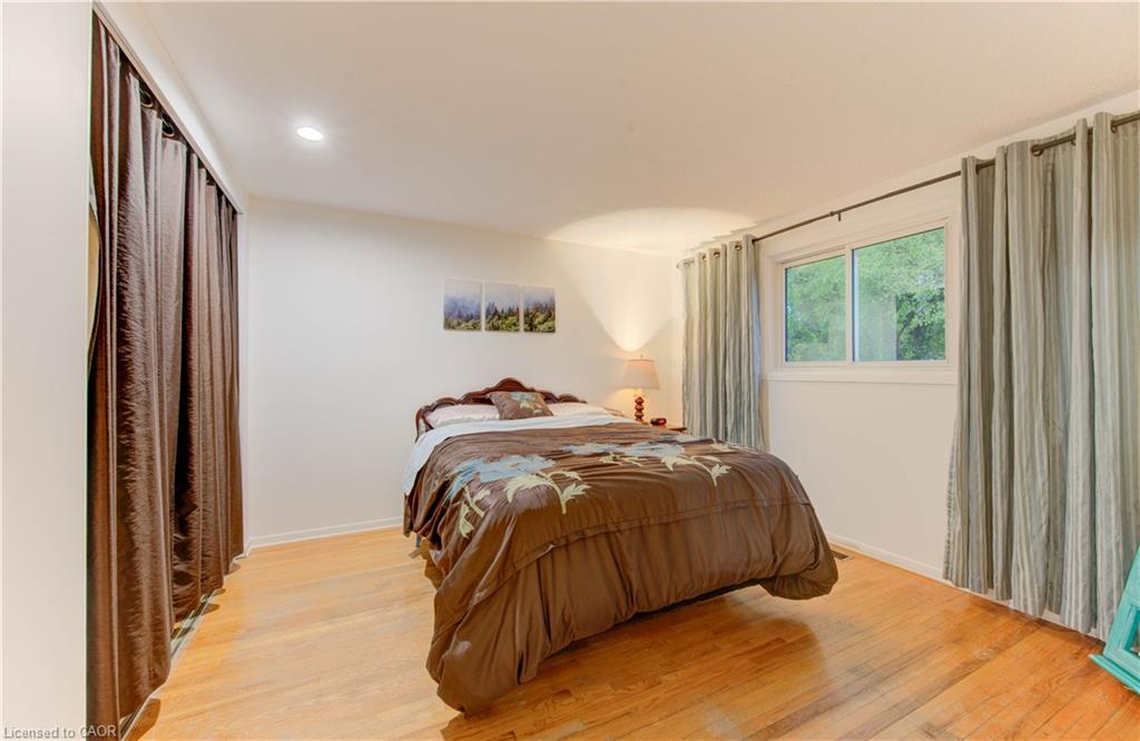 114 Selkirk Drive Property Photo 15