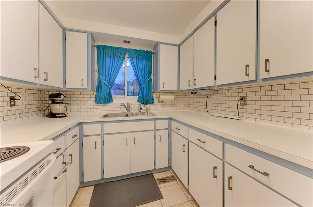 114 Selkirk Drive Property Photo 19