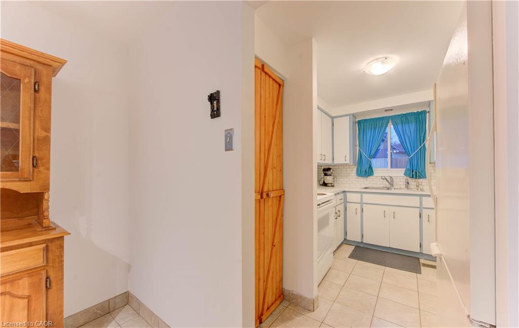 114 Selkirk Drive Property Photo 22