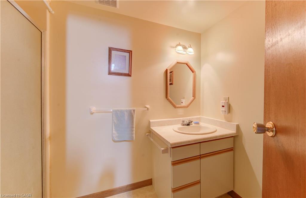 114 Selkirk Drive Property Photo 32