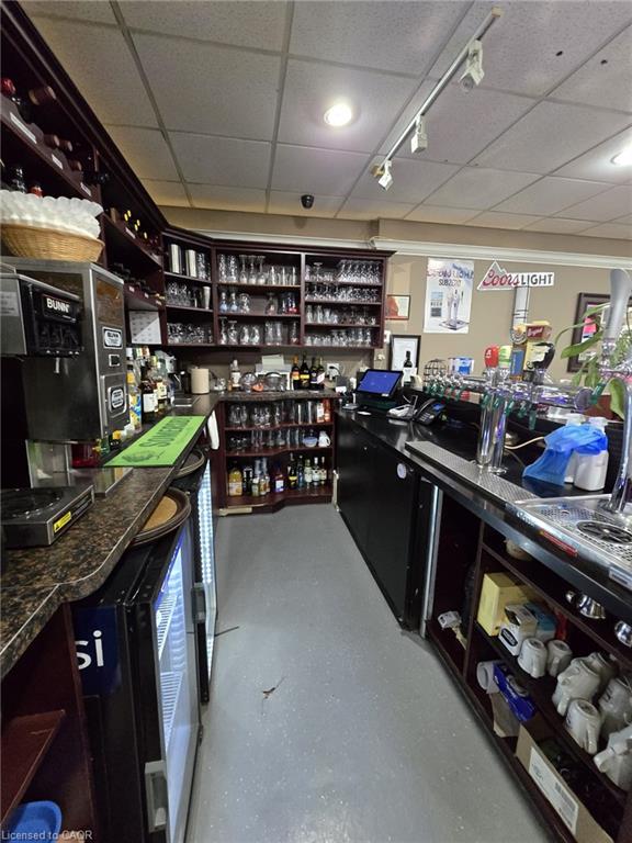 27 King Avenue E Property Photo 6