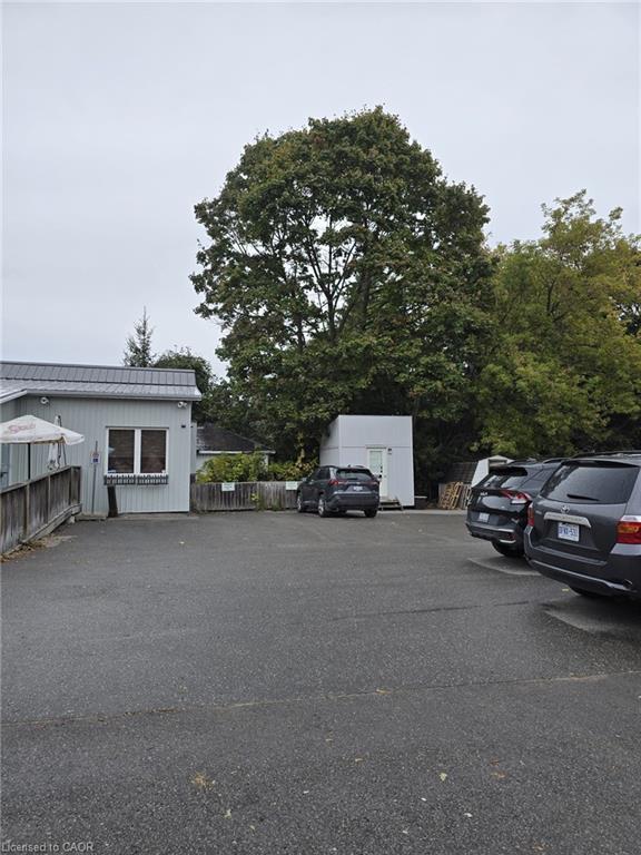 27 King Avenue E Property Photo 11