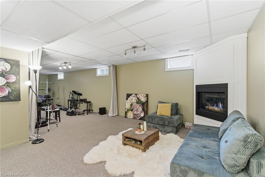 30 Capri Street Property Photo 31