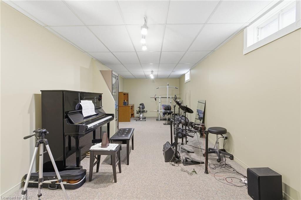 30 Capri Street Property Photo 32