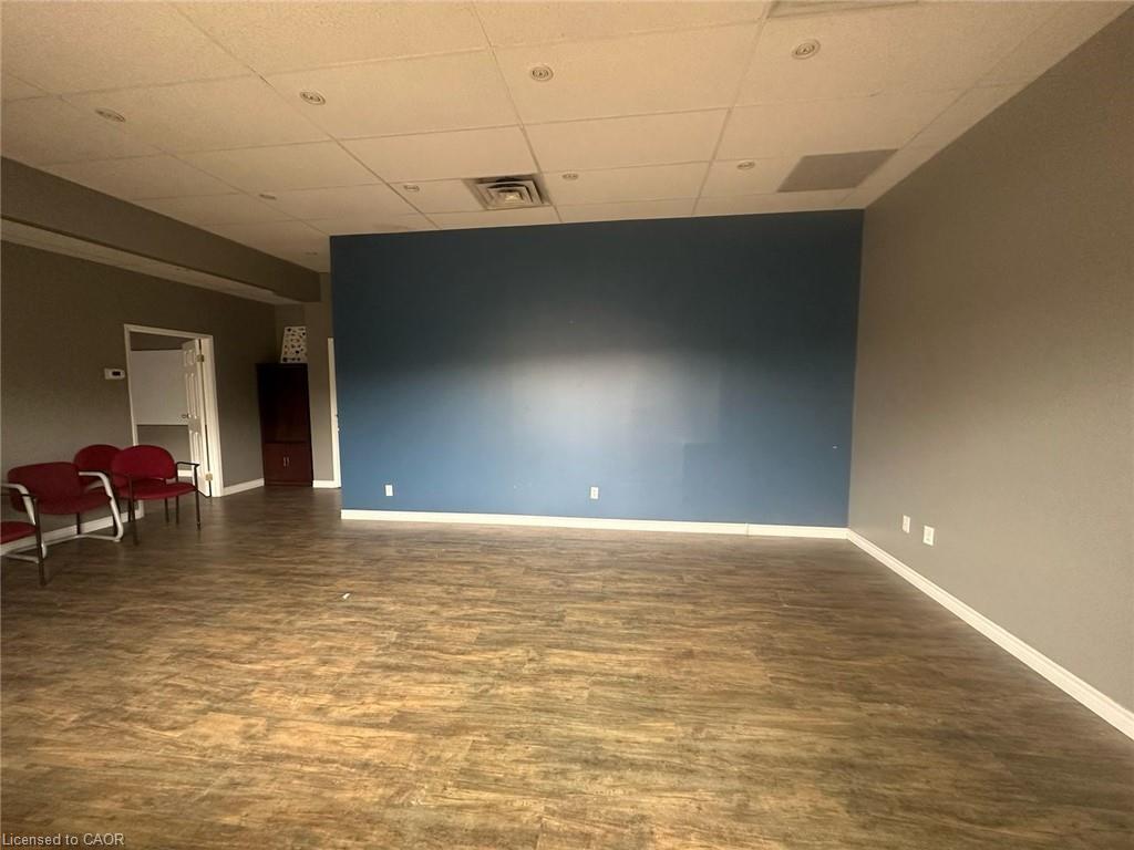 2-450 Westheights Drive Property Photo 1