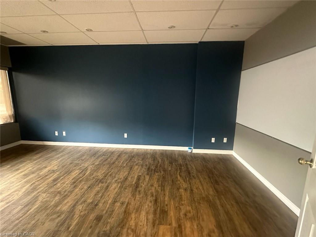 2-450 Westheights Drive Property Photo 8