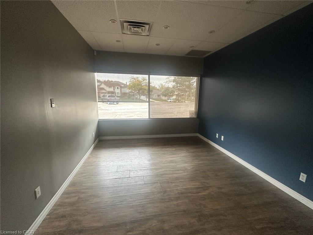 2-450 Westheights Drive Property Photo 9