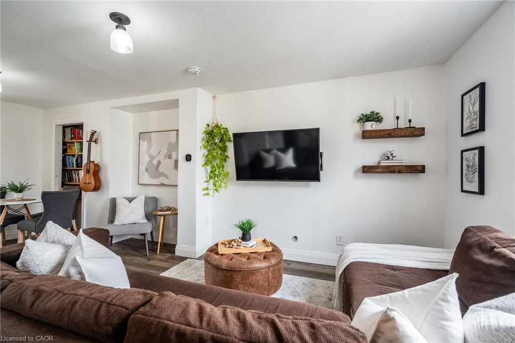 28 Edinburgh Avenue Property Photo 1