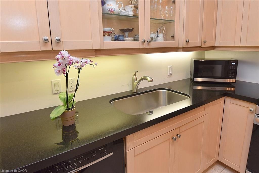 505-77 Governor's Road Property Photo 18