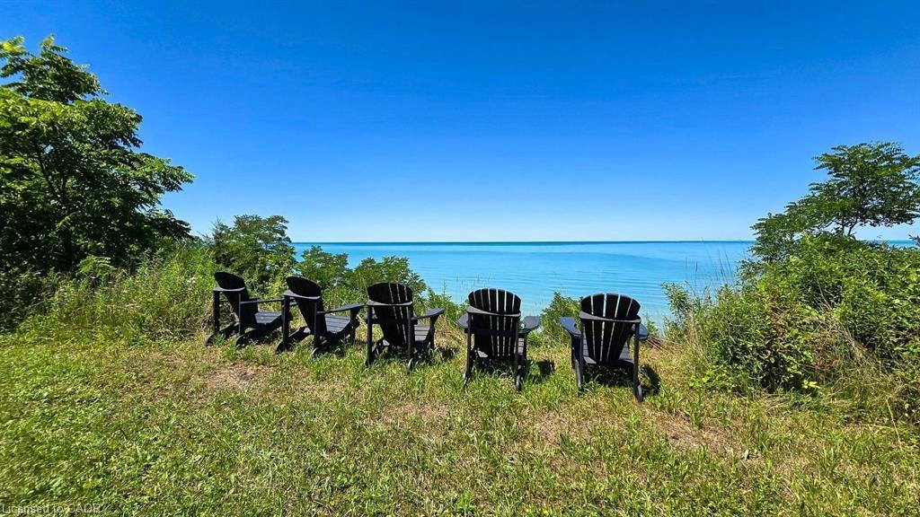 7049 Blue Coast Heights Property Photo 20