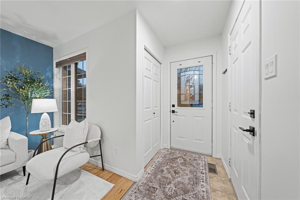 181 Walsh Crescent Property Photo 5