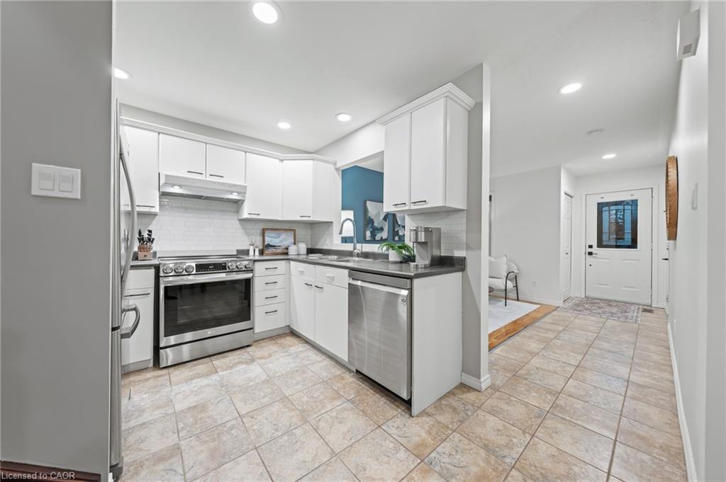 181 Walsh Crescent Property Photo 15