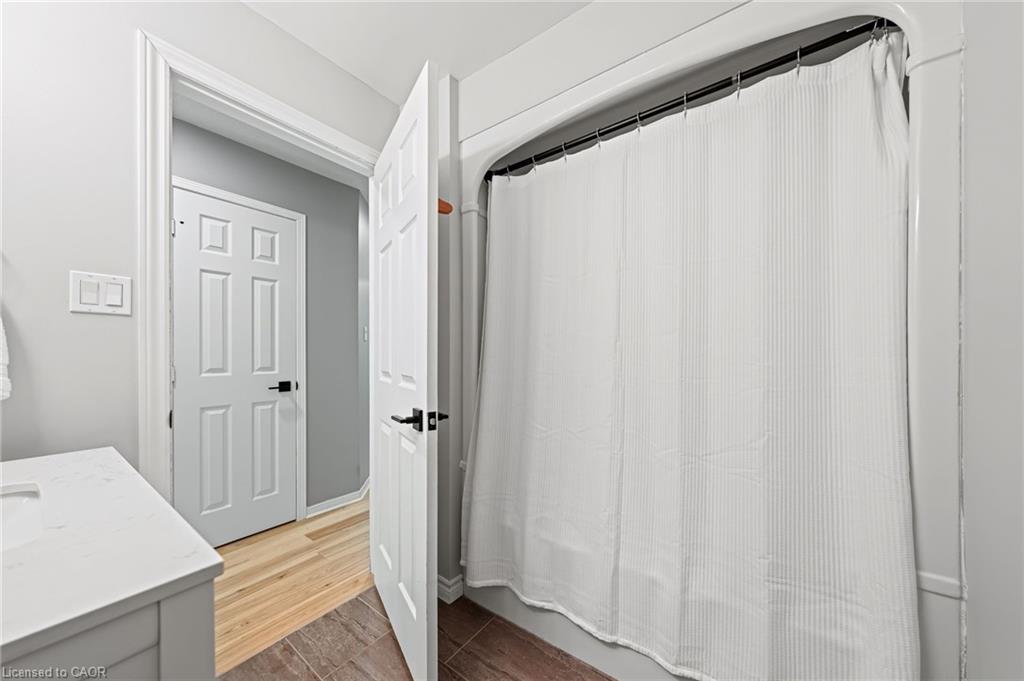 181 Walsh Crescent Property Photo 27