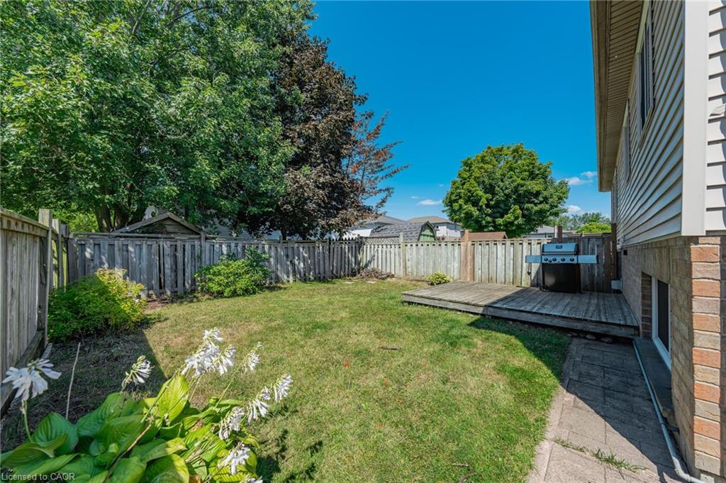 181 Walsh Crescent Property Photo 36