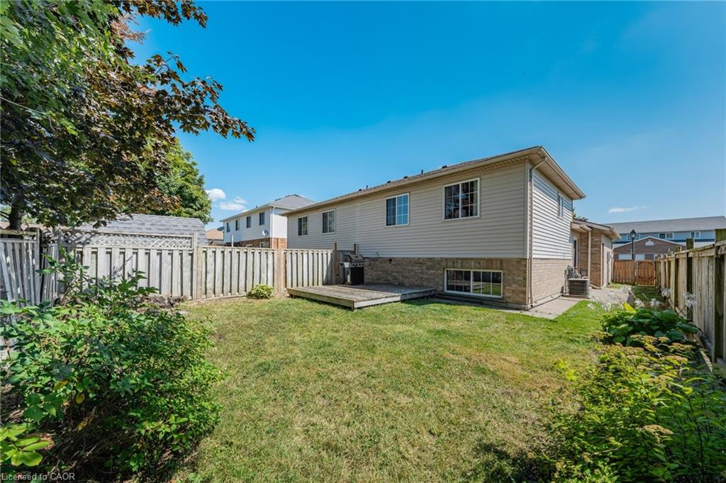 181 Walsh Crescent Property Photo 37