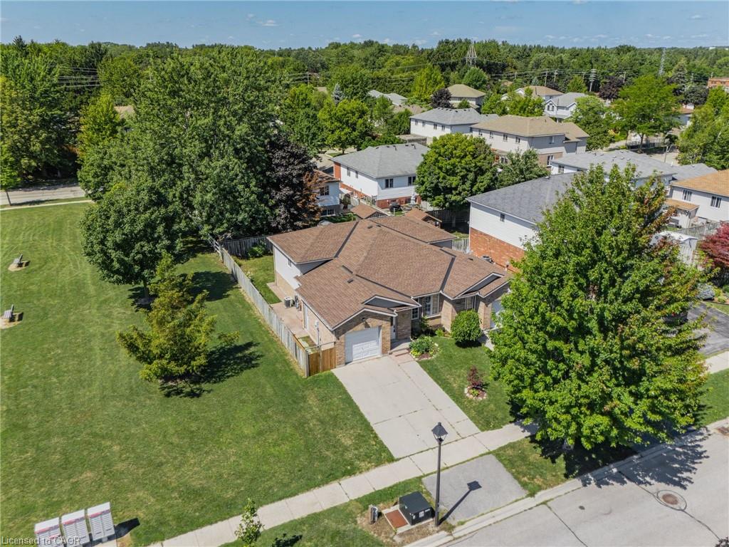 181 Walsh Crescent Property Photo 44