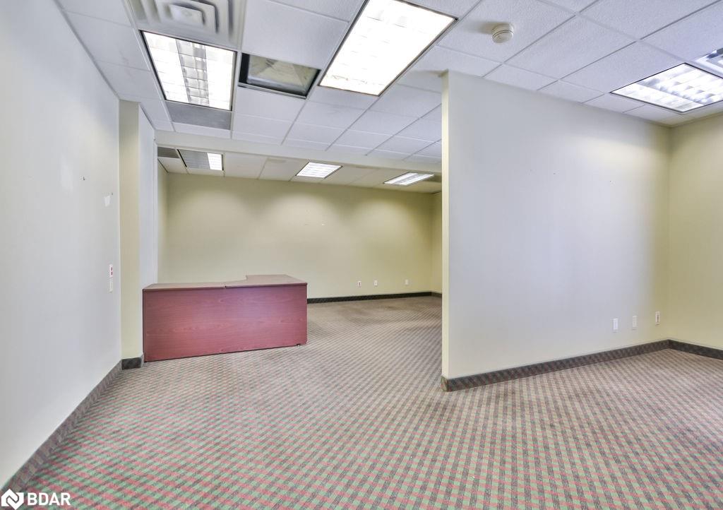 19 Front Street N Property Photo 8