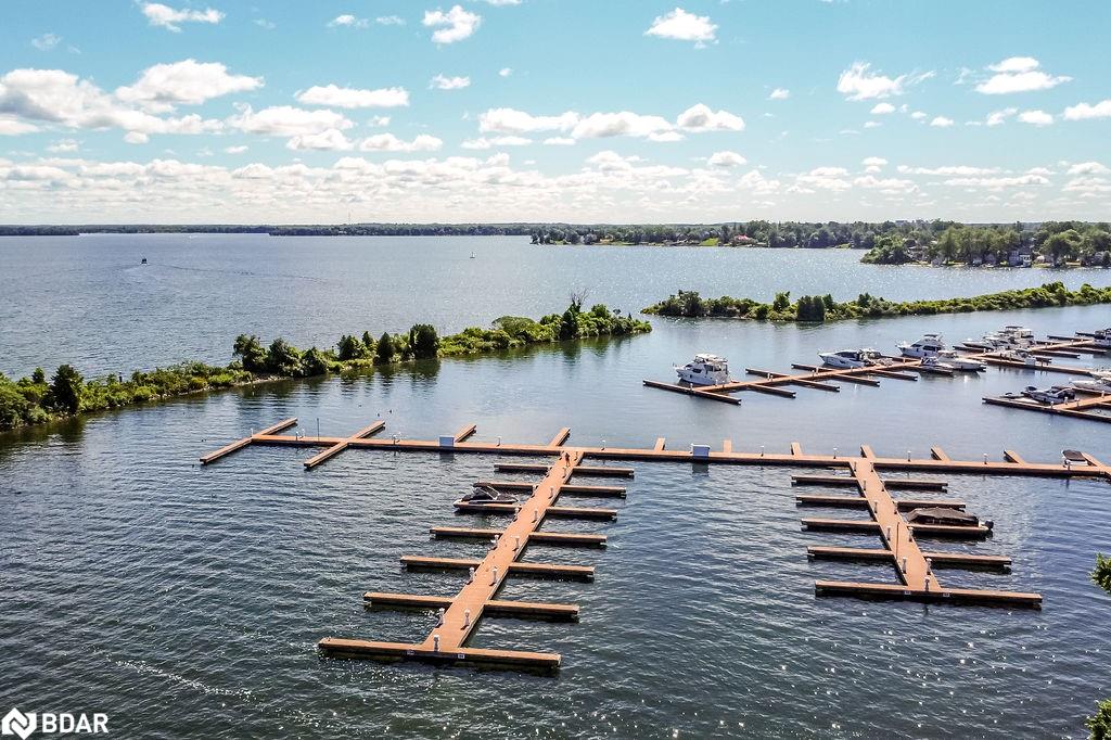 19 Front Street N Property Photo 11