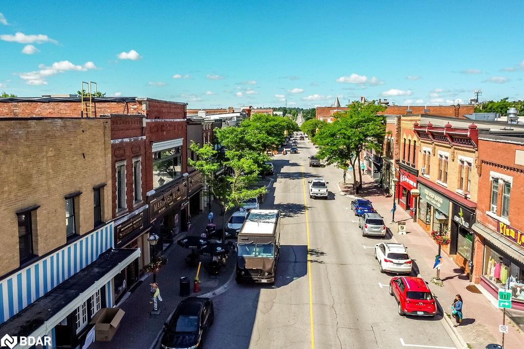 19 Front Street N Property Photo 12