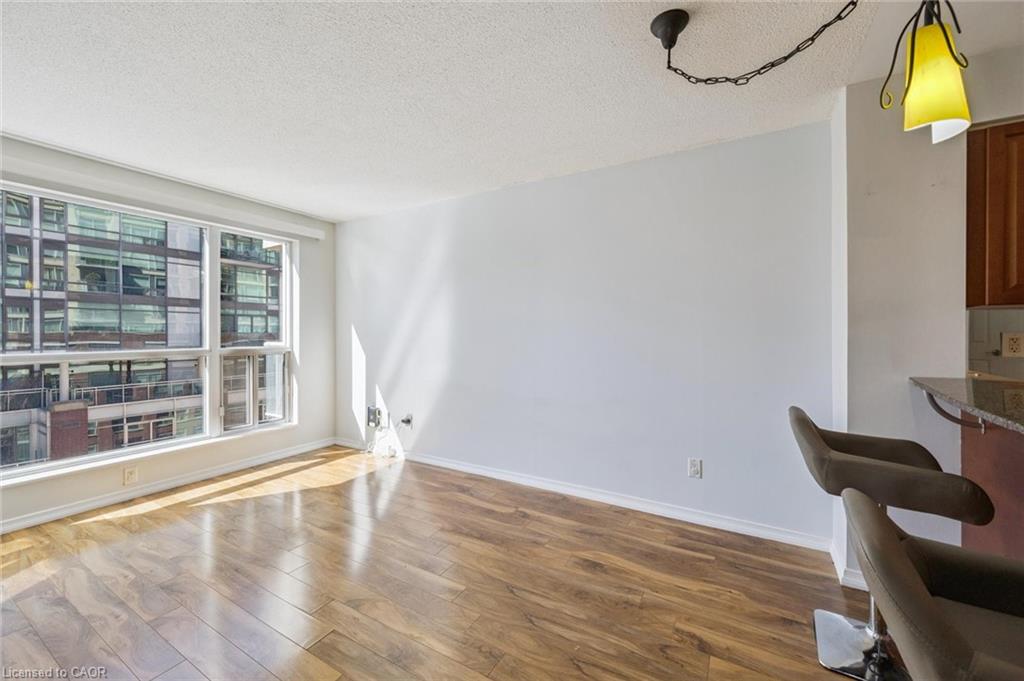 1109-230 King Street E Property Photo 12