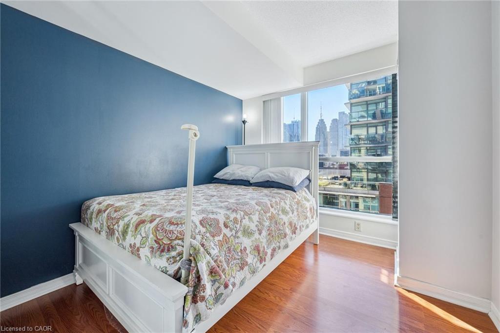 1109-230 King Street E Property Photo 16