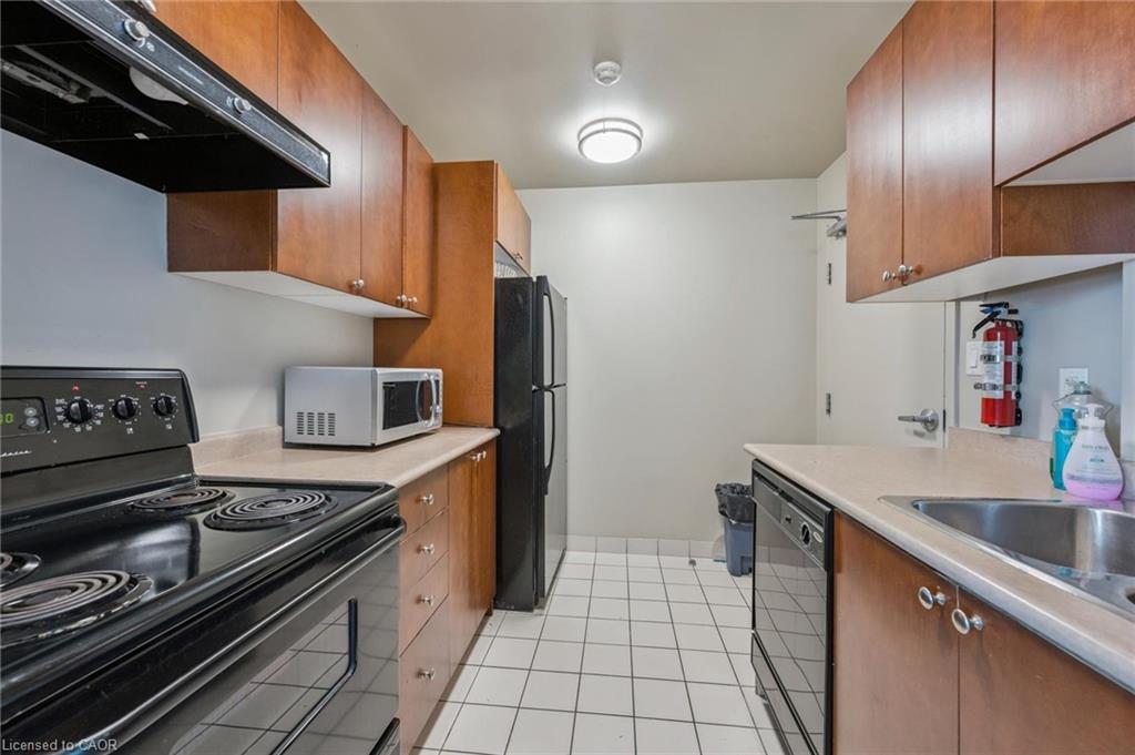 1109-230 King Street E Property Photo 22