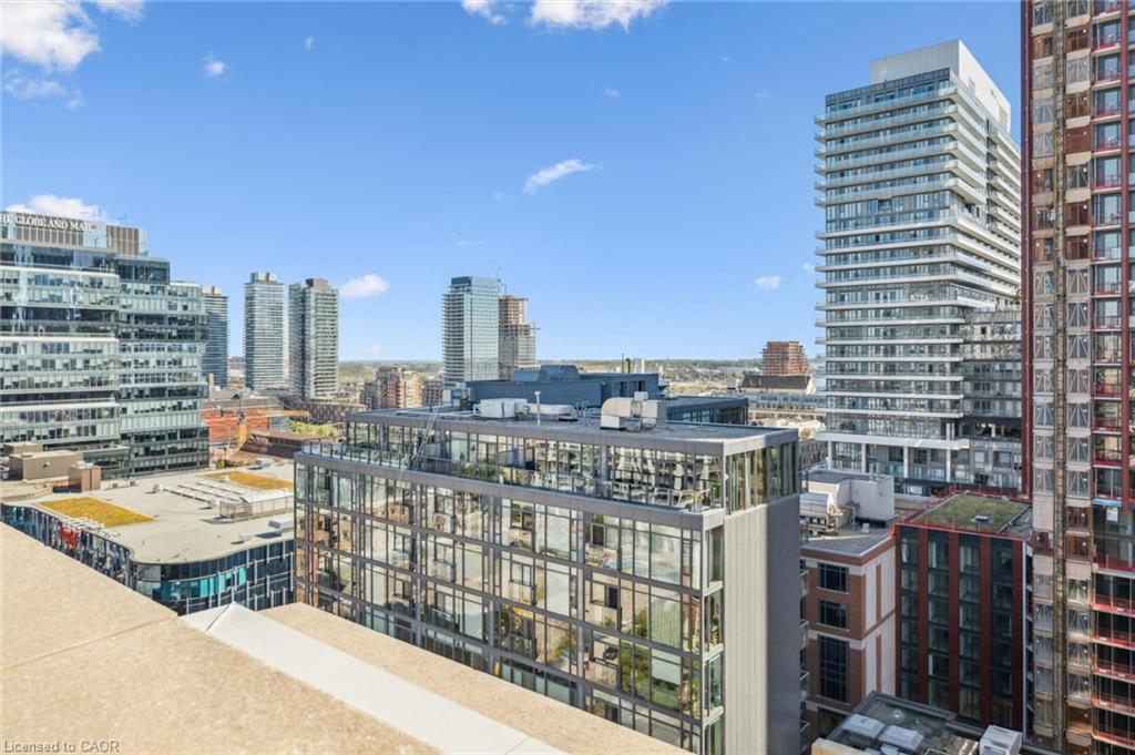 1109-230 King Street E Property Photo 32