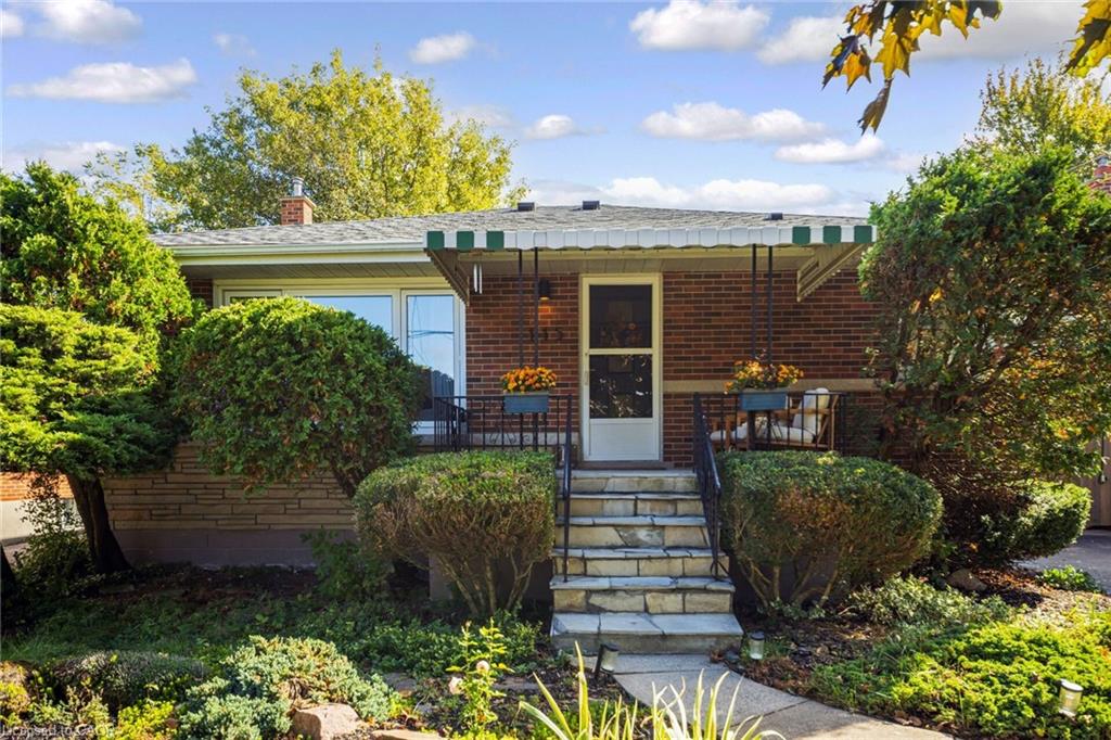 115 Welbourn Drive Property Photo 1