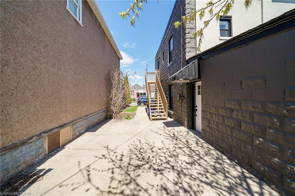 2-32 Britannia Avenue Property Photo 15