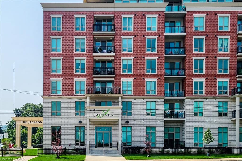 515-2750 King Street E Property Photo 1